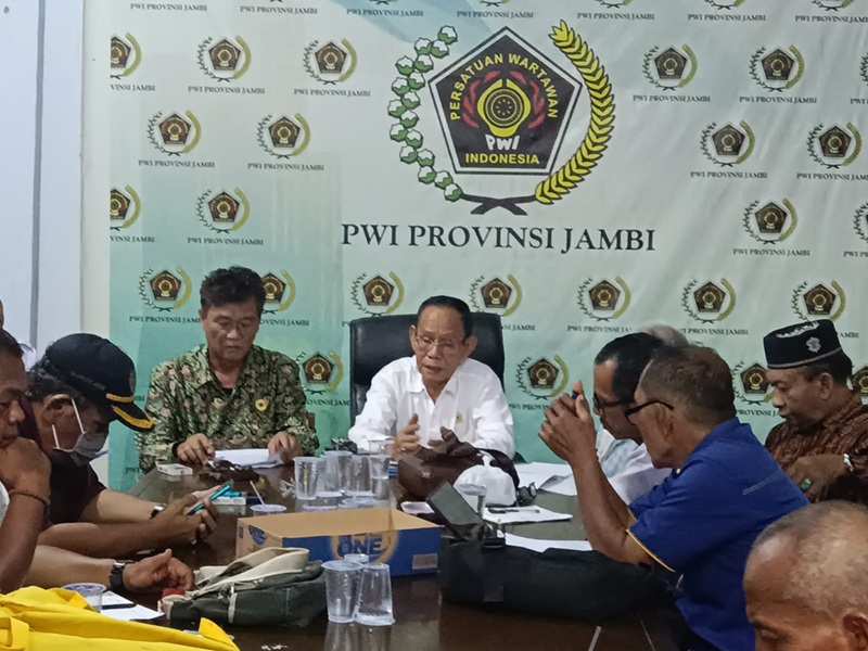 PWI Jambi Tancap Gas Usai Dikukuhkan, Ridwan Agus Fokus Benahi Administrasi Anggota dan Laporan ke Pusat