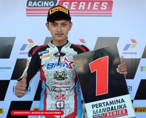Pembalap Aceh Silmi Helsinky Juara Race 1 Seri 3 Mandalika Racing Series 2026, Kalahkan Fadli Rigani di Sirkuit Lombok