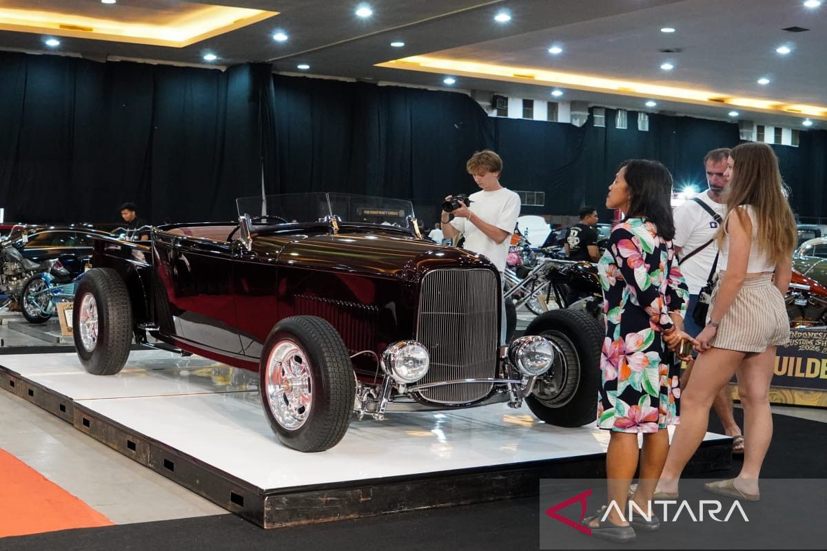 Custom Show Indonesia 2026 di JEC Yogyakarta Pamerkan 200 Motor dan Mobil Modifikasi, Pengunjung Serbu Area Foto
