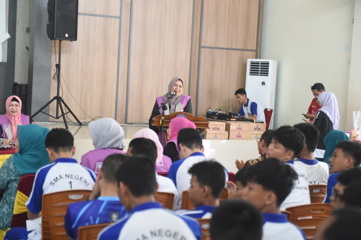 YKI Kepri Goes To School di SMA Negeri 1 Tanjungpinang: Ratusan Pelajar Diajak Deteksi Dini Kanker dan Cek Gula Darah Gratis