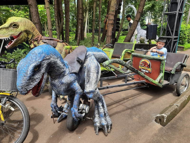 Papa Dino Puncak, Taman Dinosaurus untuk Wisata Edukasi Keluarga