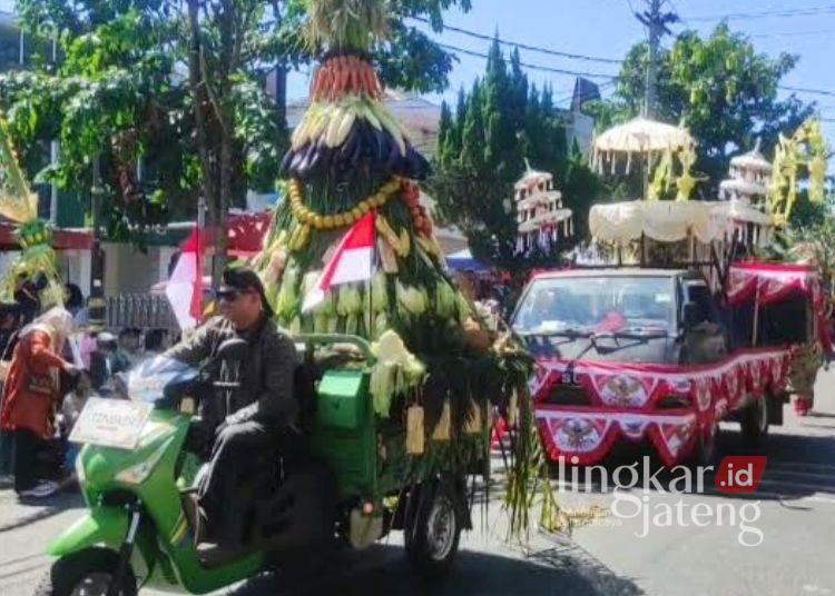 Puluhan Kontingen Meriahkan Kirab Budaya Hari Jadi ke-1276 Salatiga, Ribuan Warga Padati Rute Sepanjang Hari