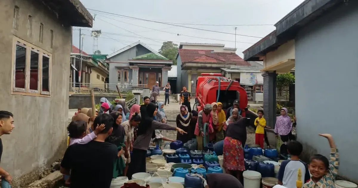 Pemprov Jateng Guyur 3,2 Juta Liter Air Bersih ke 15 Kabupaten, 30 Ribu KK Terbantu Kekeringan