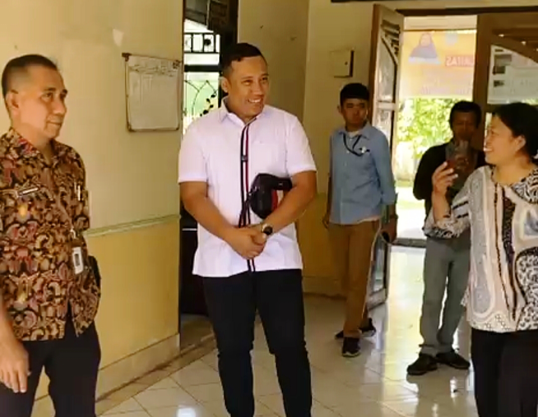 SMPN 18 Mataram Hanya Punya 29 Siswa, Wakil Ketua DPRD Soroti Ketimpangan Pendidikan di Kota Mataram