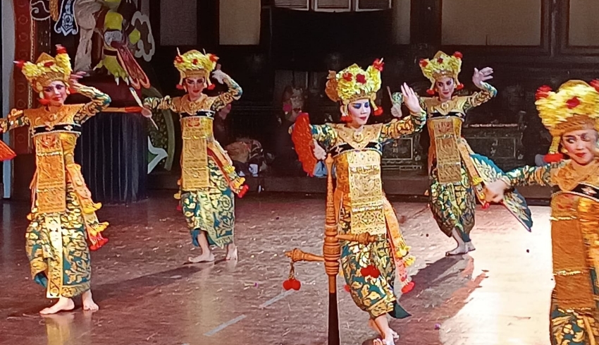 Dua Kabupaten Sabet Perhatian di Parade Palegongan PKB XLVIII, Jembrana dan Badung Tampilkan Kekuatan Tradisi