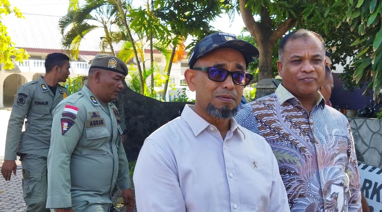 Pemkot Banda Aceh Tertibkan 100 Bangunan Liar di Gerbang USK, Saluran Drainase Kembali Difungsikan