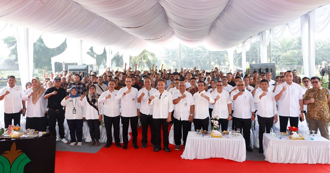 Dukung B50 dan Ketahanan Pangan, PTPN IV PalmCo Serap 1,73 Juta Ton TBS Petani Lewat Program PSR