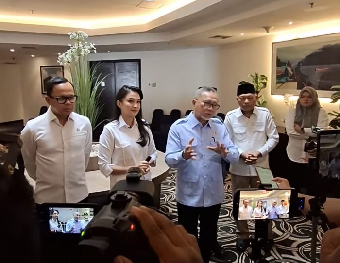 Menko Zulkifli Hasan Resmikan 2.000 Kampung Nelayan Mandiri di Ternate, Targetkan Nilai Tukar Nelayan Tembus 120
