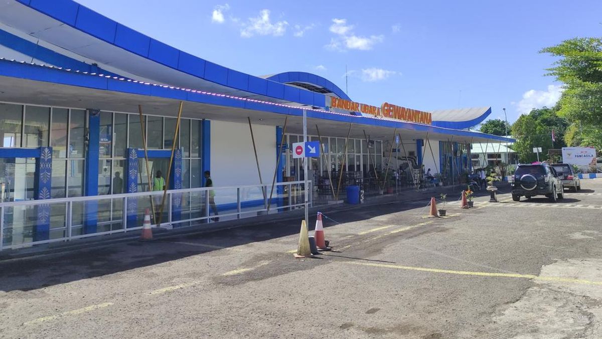 Erupsi Gunung Lewotobi Laki-laki dan Ile Lewotolok, Dua Bandara di Flores Ditutup, Ratusan Penumpang Terdampak