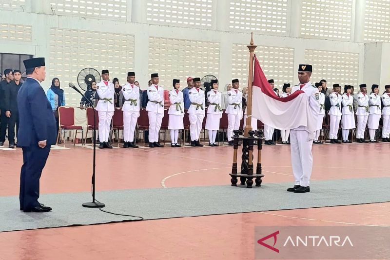 70 Paskibraka Kotim Resmi Dikukuhkan di Sampit, Siap Kibarkan Merah Putih di Tengah Ancaman Kabut Asap Karhutla