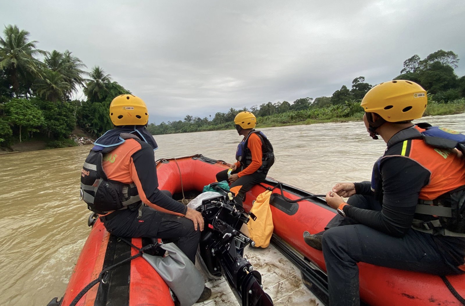 Tim SAR Gabungan Lanjutkan Pencarian Remaja 15 Tahun Hanyut di Sungai Batang Merangin, Arus Kuat Jadi Kendala