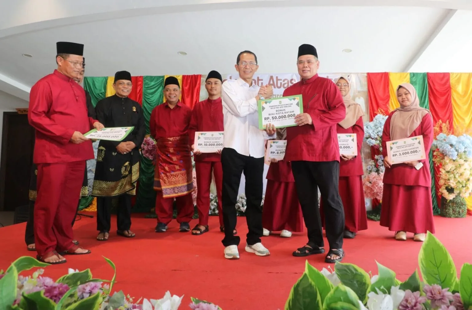 Wali Kota Batam Amsakar Achmad Tambah Bonus Rp70 Juta untuk Tim MTQ Usai Juara Umum Ketiga Kali Berturut-turut