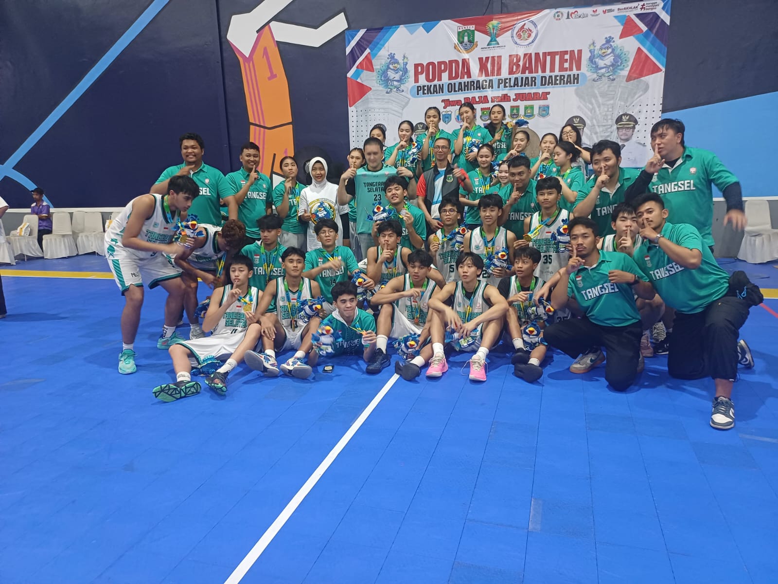 Tim Basket Putra dan Putri Kota Tangerang Selatan Kawinkan Emas Popda Banten, Pertahankan Gelar Juara
