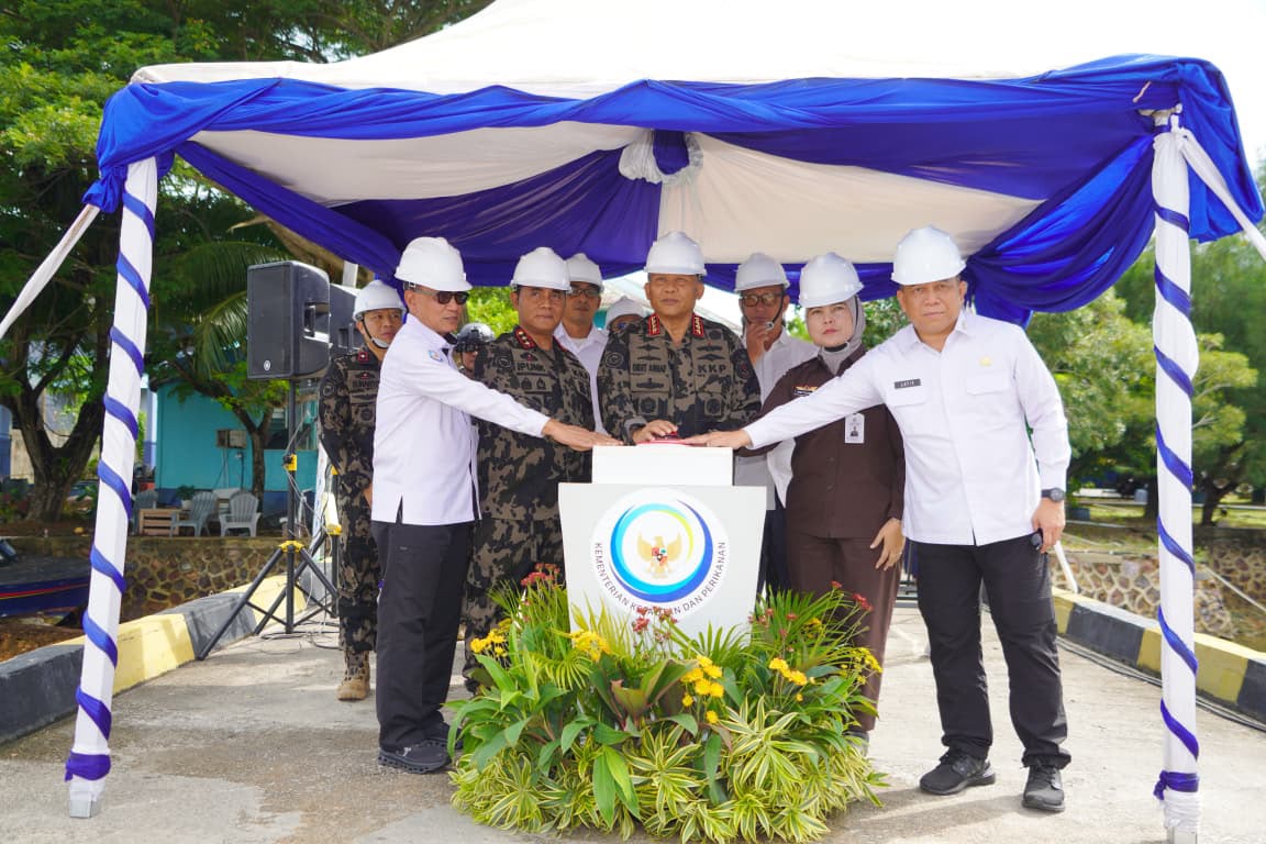 KKP Bangun 10 Kapal Pengawas Baru dan Perluas Dermaga di Batam untuk Perangi Pencurian Ikan di Laut Natuna Utara