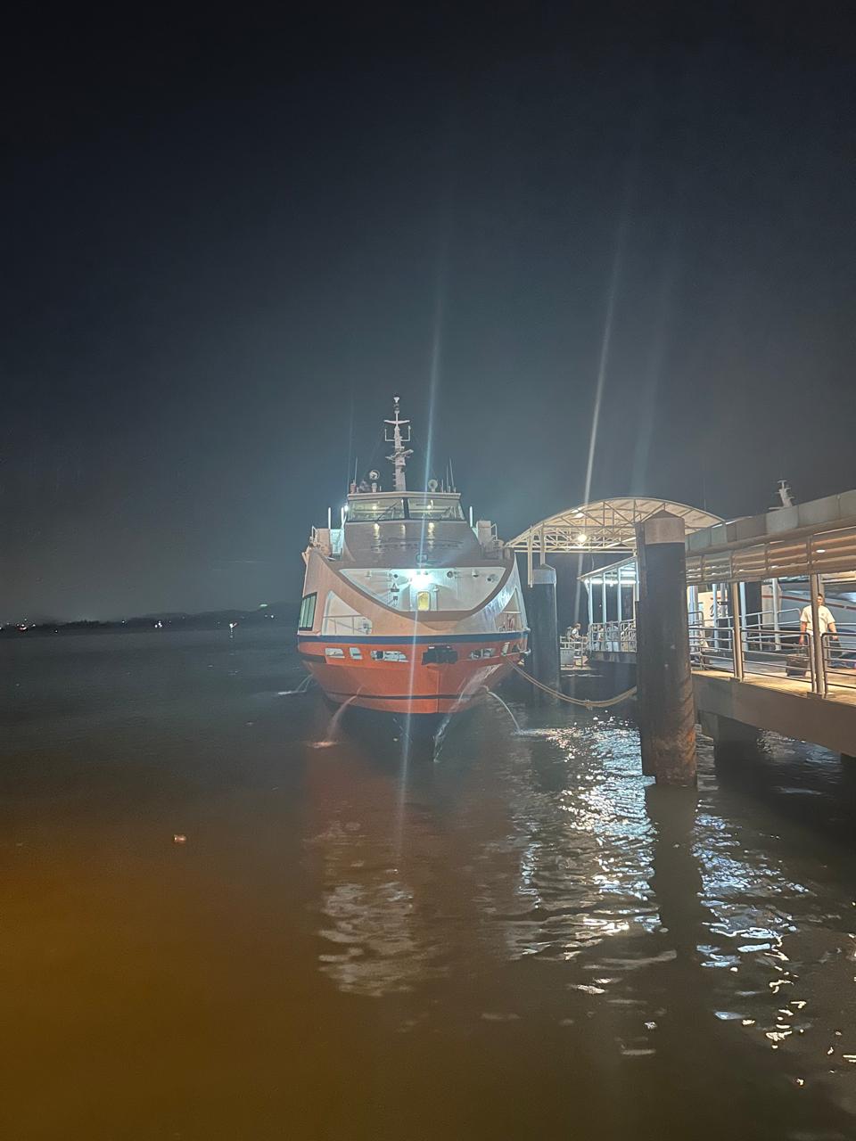 Kecepatan Ferry Batam–Singapura Berbeda di Dua Perjalanan, Penumpang Keluhkan Waktu Tempuh Malam Hari
