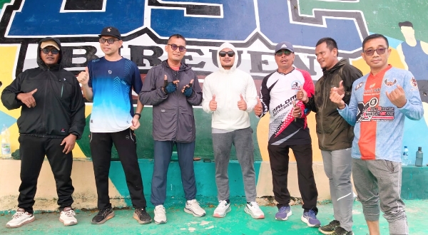 Warga Bireuen Minta Bupati Mukhlis Aspal Jalan Akses ke Lapangan Paya Kareung, Ramai Didatangi Tiap Hari