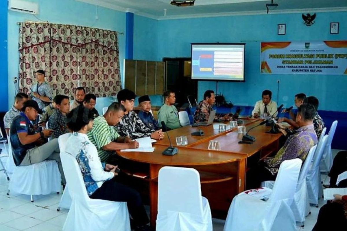 Disnakertrans Natuna Gelar Konsultasi Publik, Warga Diminta Masukan Soal Layanan Ketenagakerjaan dan Transmigrasi