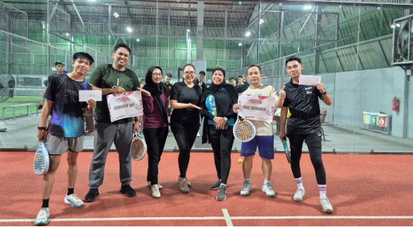 Aston Makassar Gelar Padel Fun Competition Antar Karyawan, Tim F&B Services Raih Juara 1
