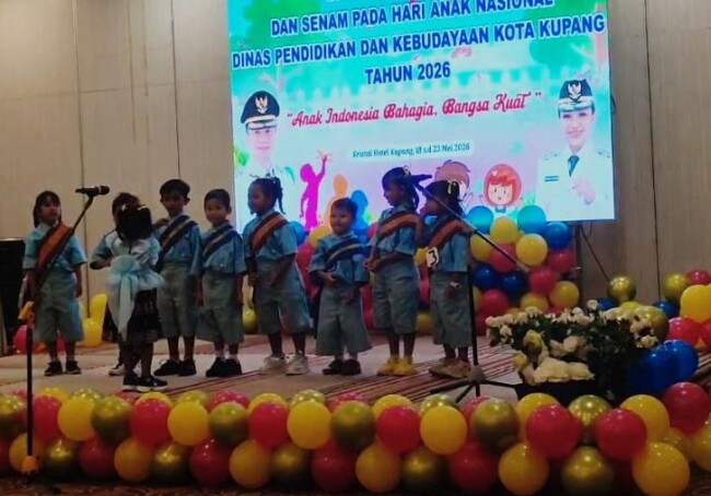 Dirigen Cilik Gagal Tiup Peluit, Penonton Lomba Paduan Suara PAUD HAN di Kupang Tertawa Lepas