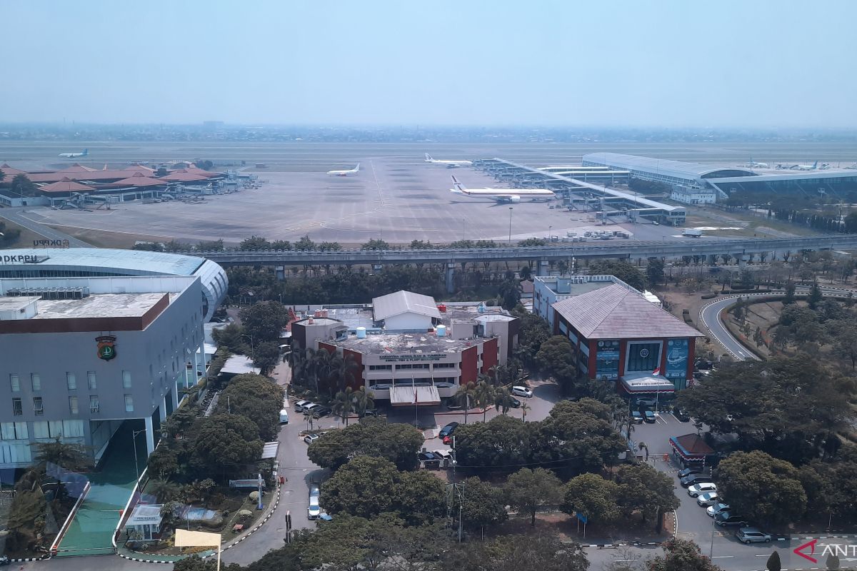 Penutupan Penerbangan Bandara Soetta Diperpanjang hingga 23.59 WIB, 341.000 Penumpang Terdampak Abu Vulkanik
