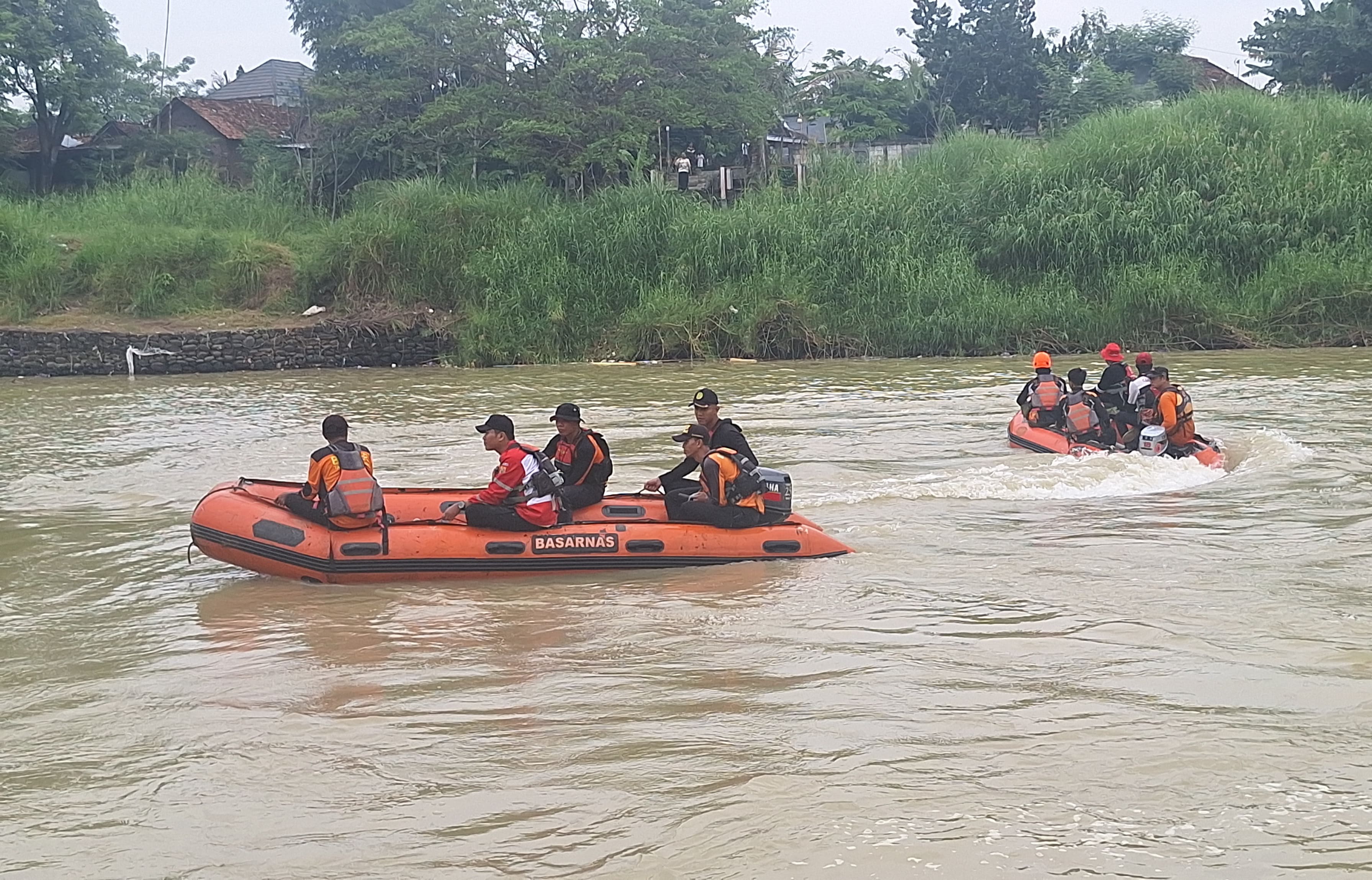 Tim SAR Gabungan Perluas Pencarian Bocah 7 Tahun yang Hilang di Sungai Comal Pemalang hingga 3 Kilometer
