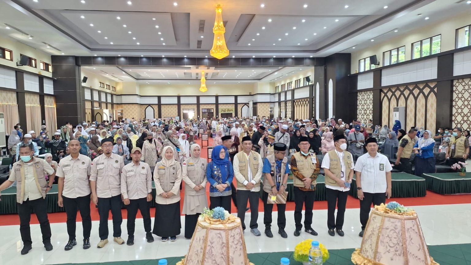 384 Jemaah Haji Gowa Tiba di Sudiang, Disambut Langsung Husniah Talenrang di Asrama Haji