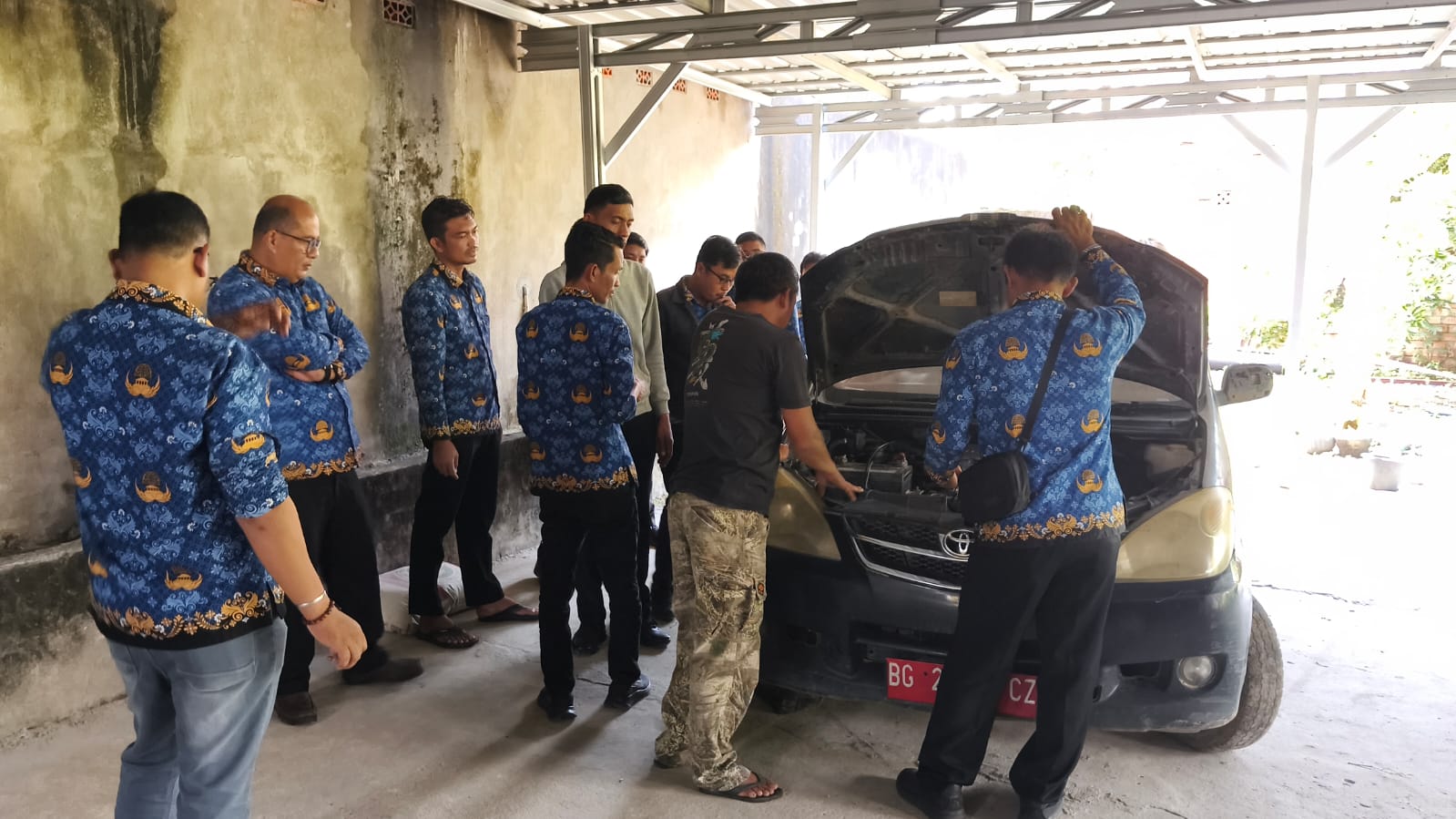 Tindak Lanjut Temuan BPK, PWI Prabumulih Kembalikan Mobil Dinas Toyota Avanza ke Pemkot