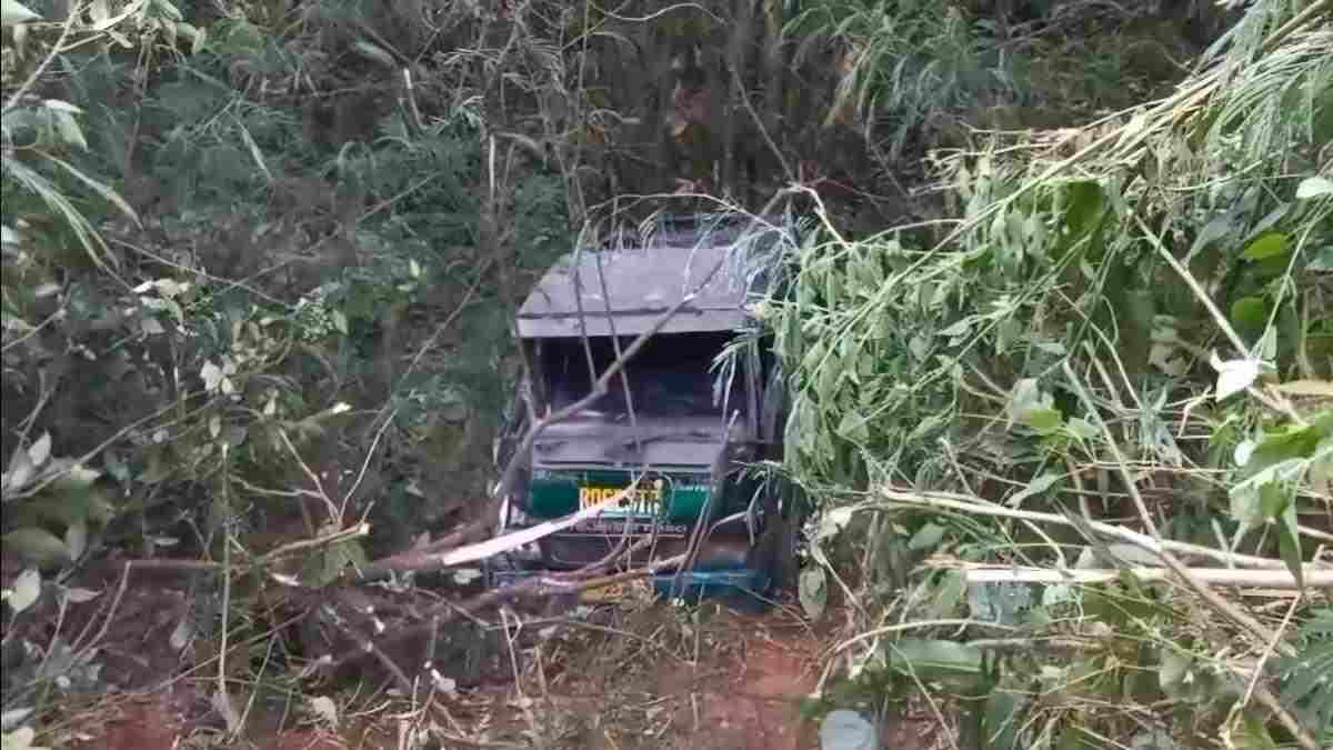 Mobil Elf Rombongan Pengantin di Garut Masuk Jurang Sedalam 20 Meter, 15 Orang Alami Luka-Luka
