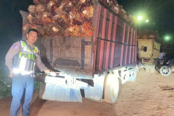 Kecelakaan Maut di Bangka Barat, Kepala SPPG Mentok Tewas Usai Motor Tabrak Truk Sawit