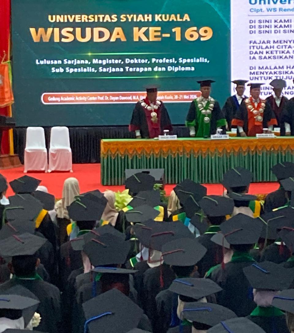 Rektor Mirza Tabrani Pimpin Wisuda Perdana, 779 Lulusan USK Dilepas di Banda Aceh