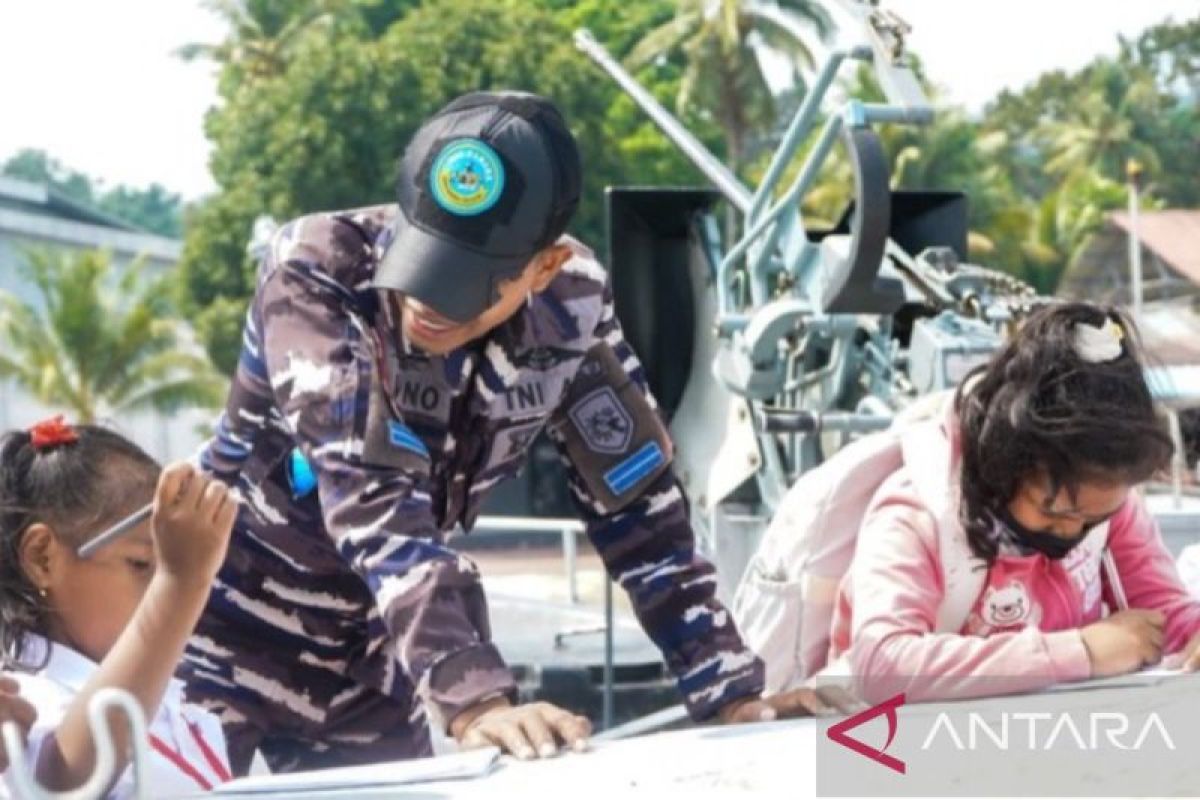 Kodaeral IX Ambon Kenalkan Pertahanan Maritim ke 91 Siswa SD Negeri 61, Jelajahi KAL Alkura dan Bunker Peninggalan Jepang
