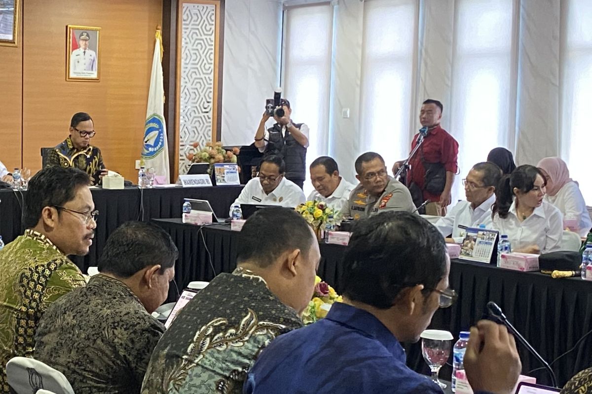 Wamendagri Bima Arya Usulkan Konsep Tata Ruang Finger Plan untuk Batam, Atasi Laju Migrasi Tertinggi Kedua Nasional