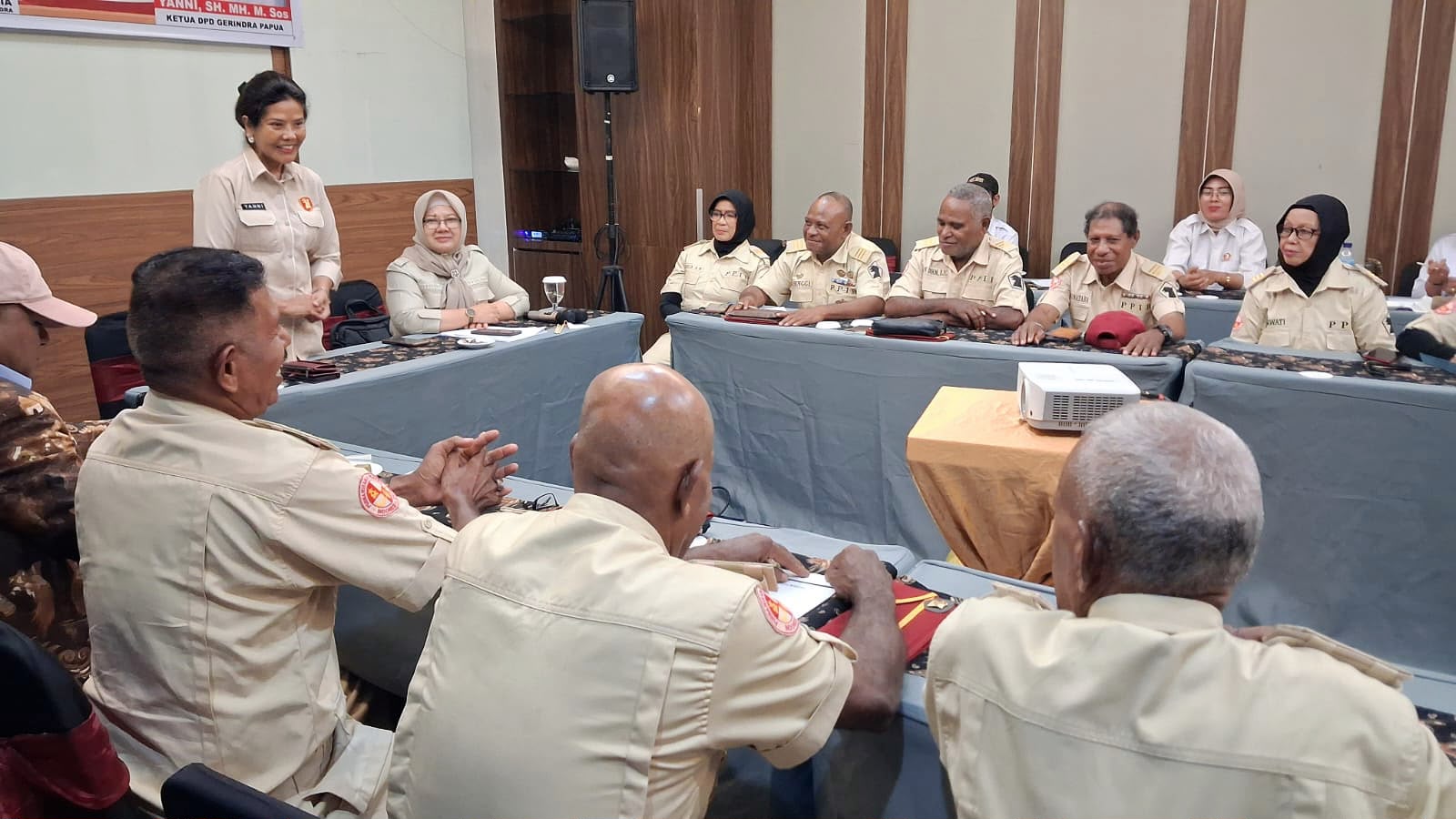 Ketua Gerindra Papua Yanni Dorong PPIR Cetak Kader Pemimpin Daerah, Bukan Sekadar Seremonial