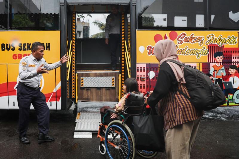 Orang Tua Siswa Disabilitas di Tangsel Rasakan Manfaat Bus Sekolah Gratis, Kantong Tak Lagi Terkuras Rp 150 Ribu per Hari