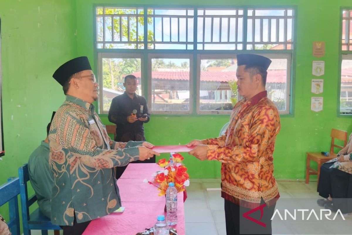 Kemenag Bolsel Resmi Tetapkan Kepala Madrasah MA Ma'arif NU Ilomata, Tunjangan Guru dan BOS Dijamin Lancar