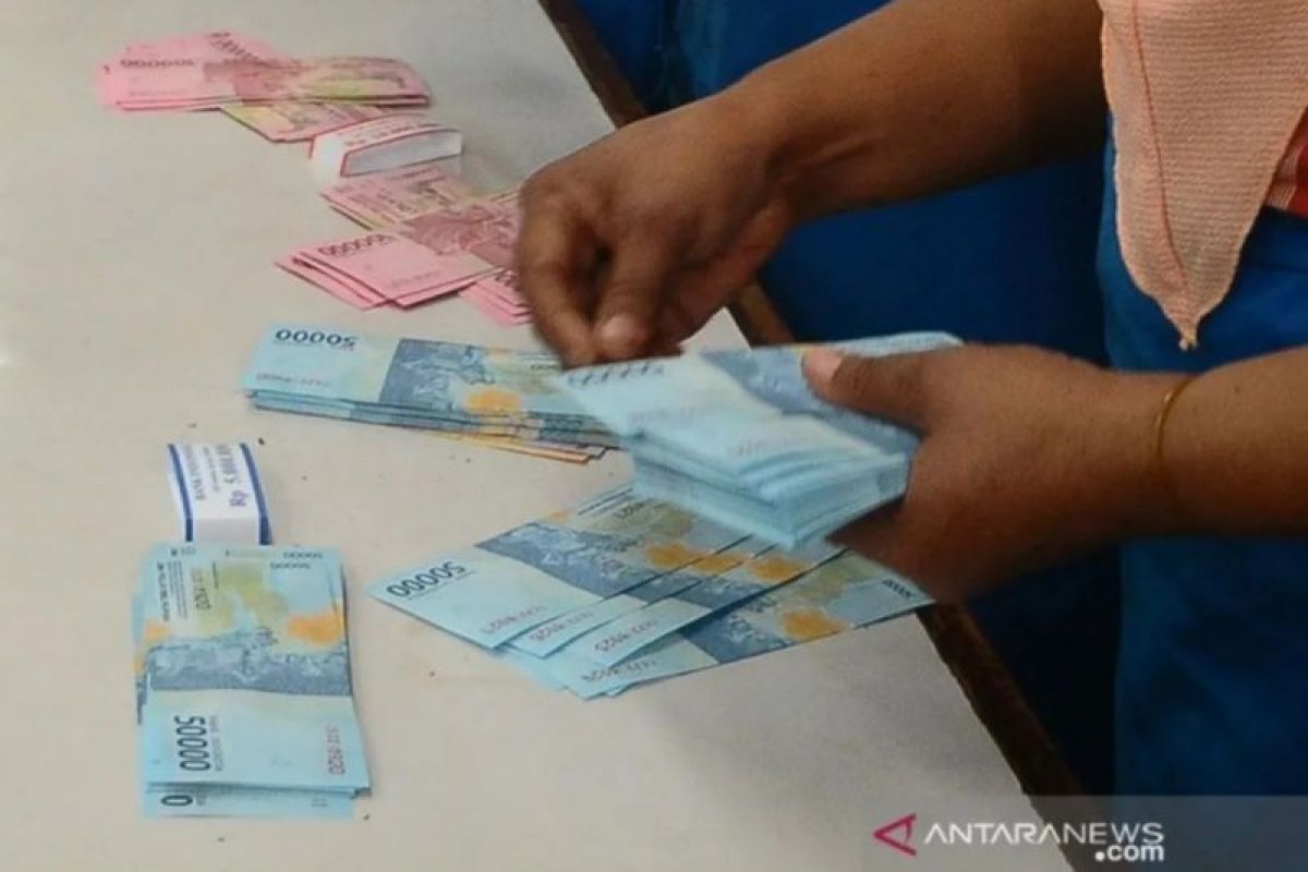 Rupiah Menguat 26 Poin ke Rp17.718 per Dolar AS di Pembukaan Jumat, Berbalik dari Tekanan Hari Sebelumnya