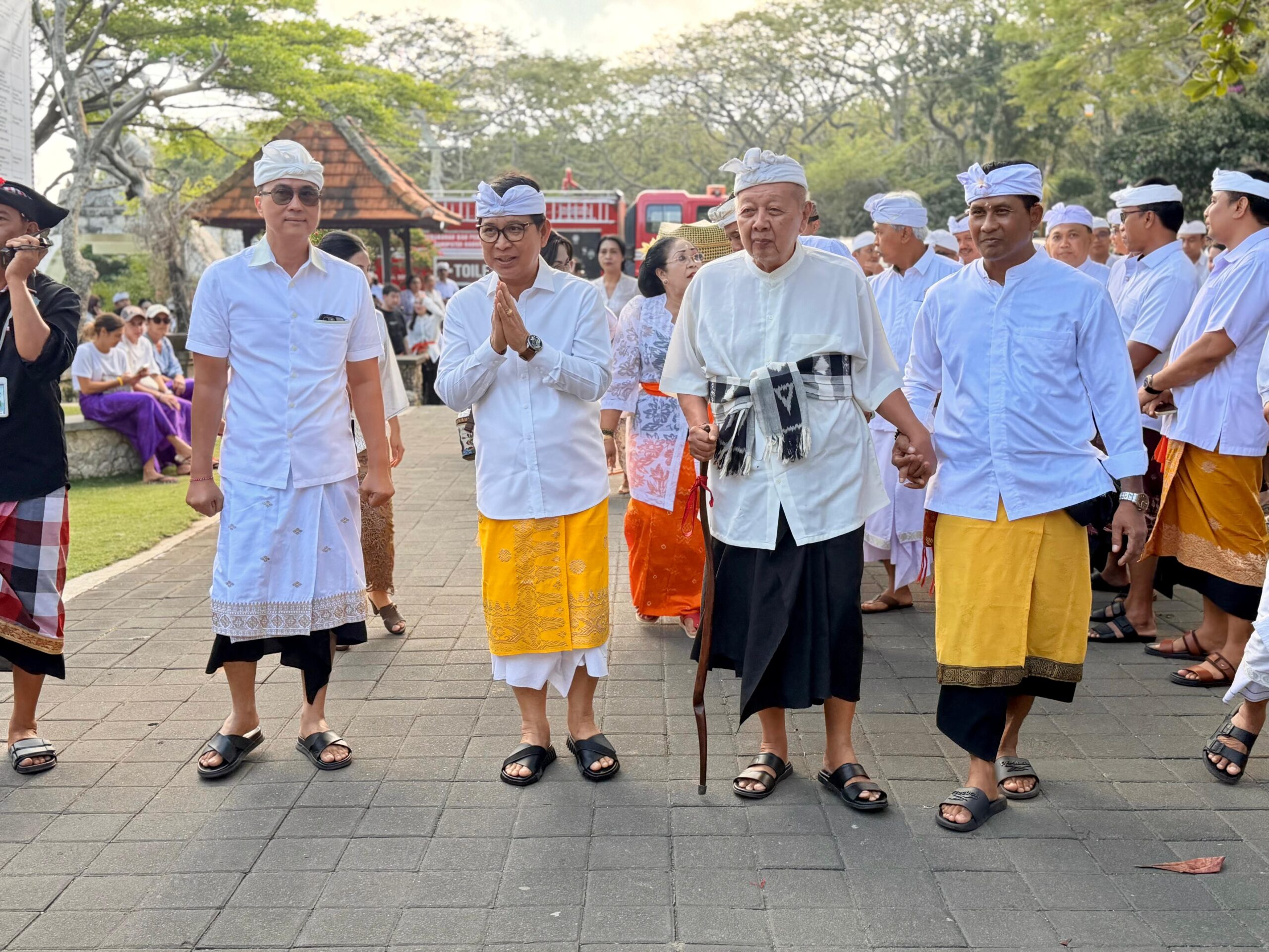 Bupati Badung Gelontorkan Rp2 Miliar untuk Upacara Tawur Balik Sumpah Agung di Pura Luhur Uluwatu, Ribuan Umat Hindu Hadir