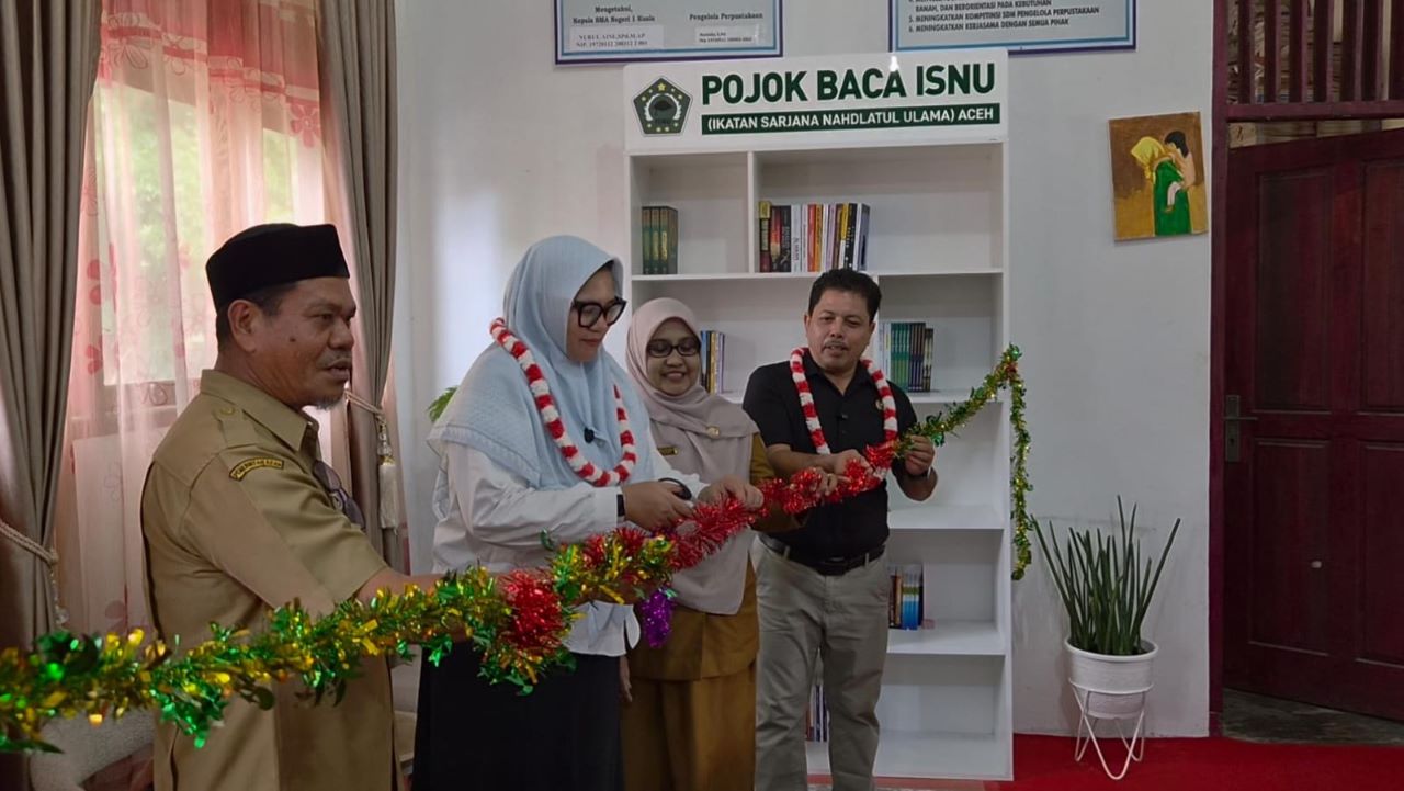 ISNU Aceh Luncurkan 10 Pojok Baca untuk Sekolah Terdampak Bencana, SMAN 1 Kuala Bireuen Jadi Titik Perdana
