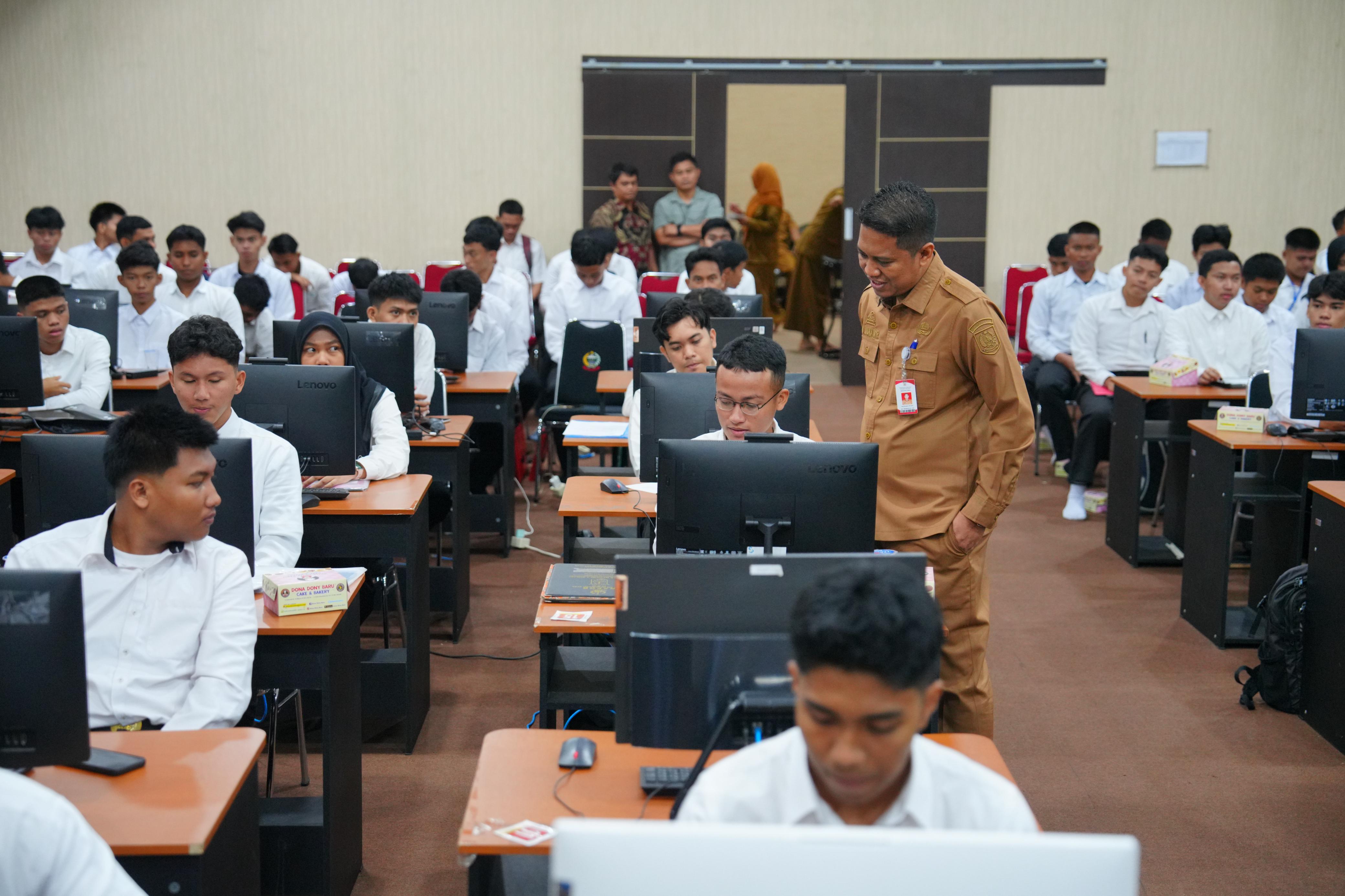 192 Peserta Berebut 20 Kursi Beasiswa Pilot Pemprov Sulsel, Seleksi Berlapis dari Administrasi hingga Tes Terbang