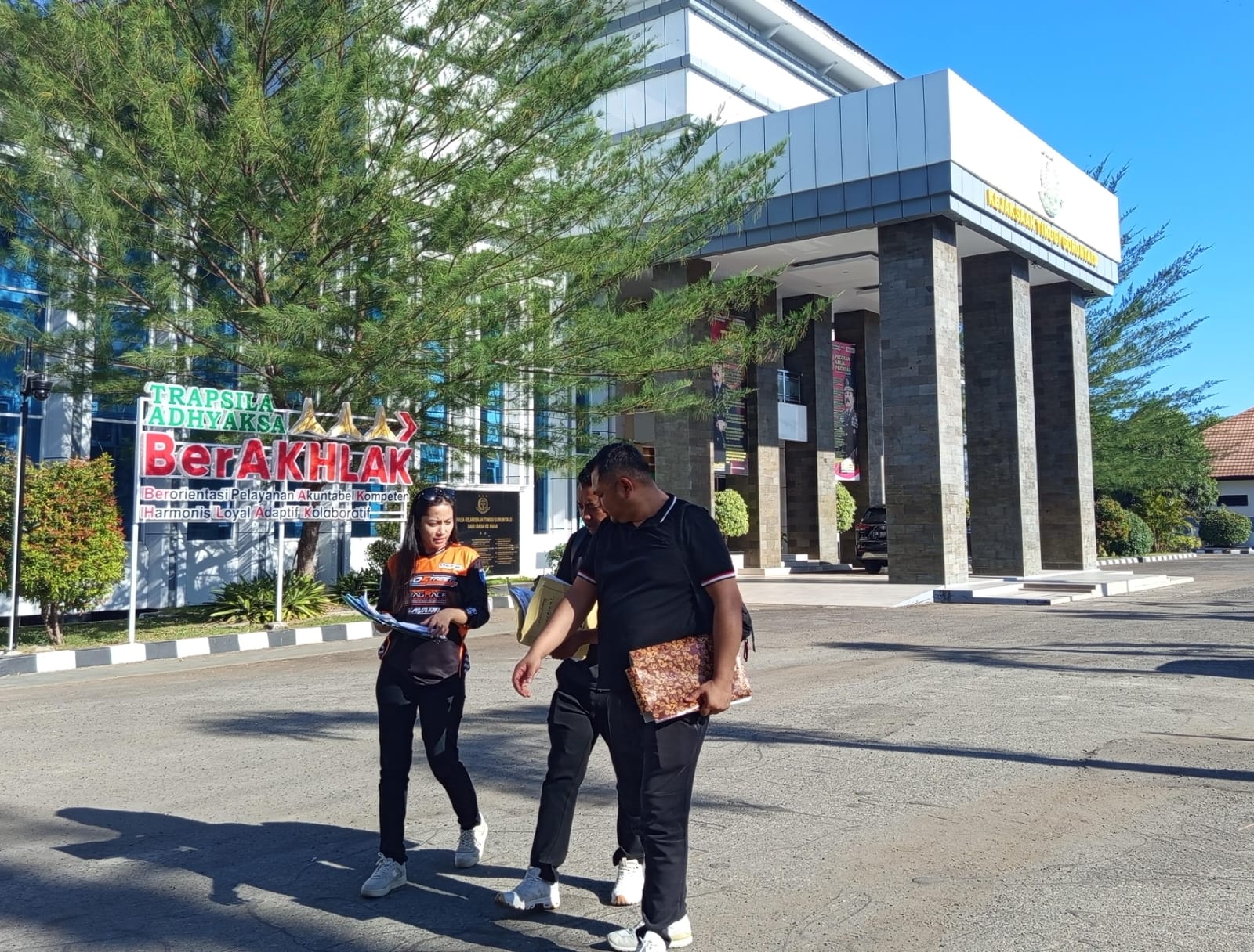Vendor Sewa Mobil PENAS XVII Gorontalo Lapor ke Kejati, Tagihan Rp364 Juta Tak Kunjung Dibayar