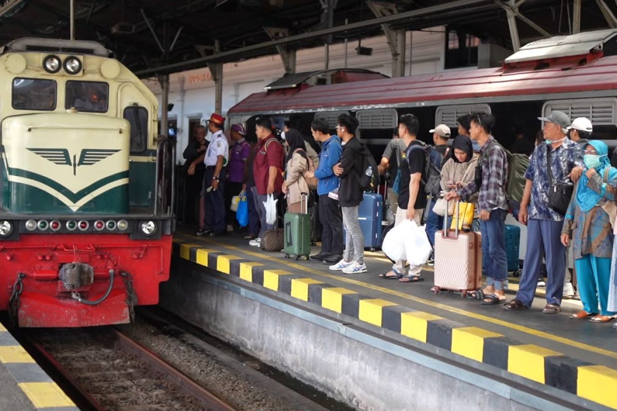 218 Ribu Penumpang Manfaatkan Diskon 30 Persen KAI Daop 6 Yogyakarta Selama Libur Sekolah