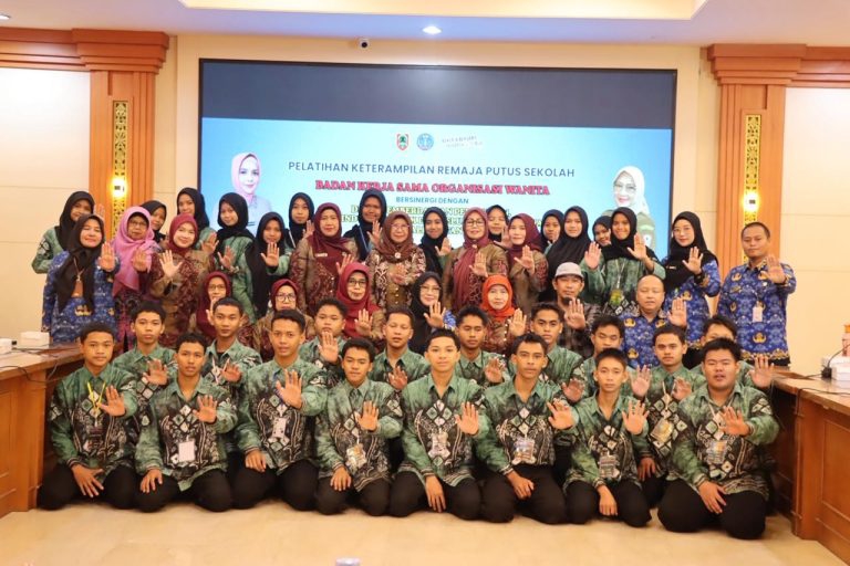 DP3AKB Kalsel Bekali 40 Anak Putus Sekolah di Banjarbaru dengan Pelatihan Digital Marketing