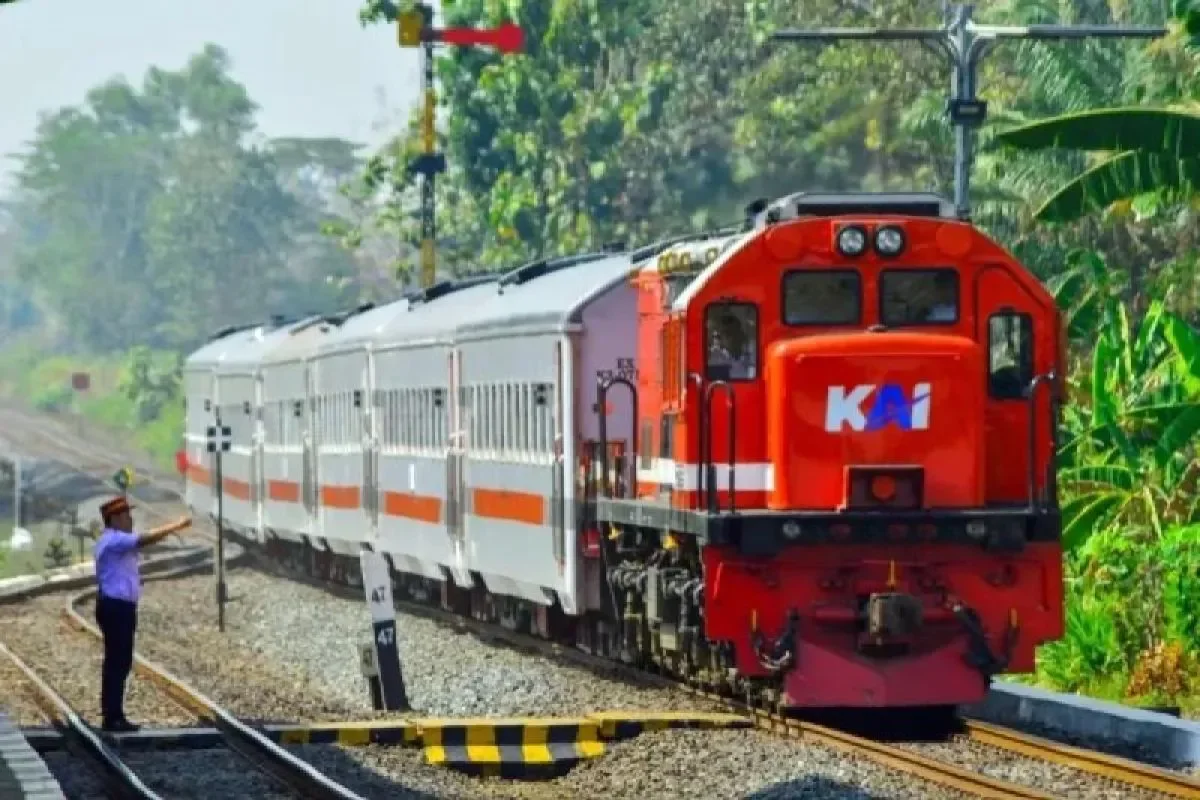KAI Divre III Palembang Siapkan 15.500 Kursi Kereta Api untuk Libur 14-18 Agustus, Tiket KA Rajabasa dan Bukit Serelo Ludes