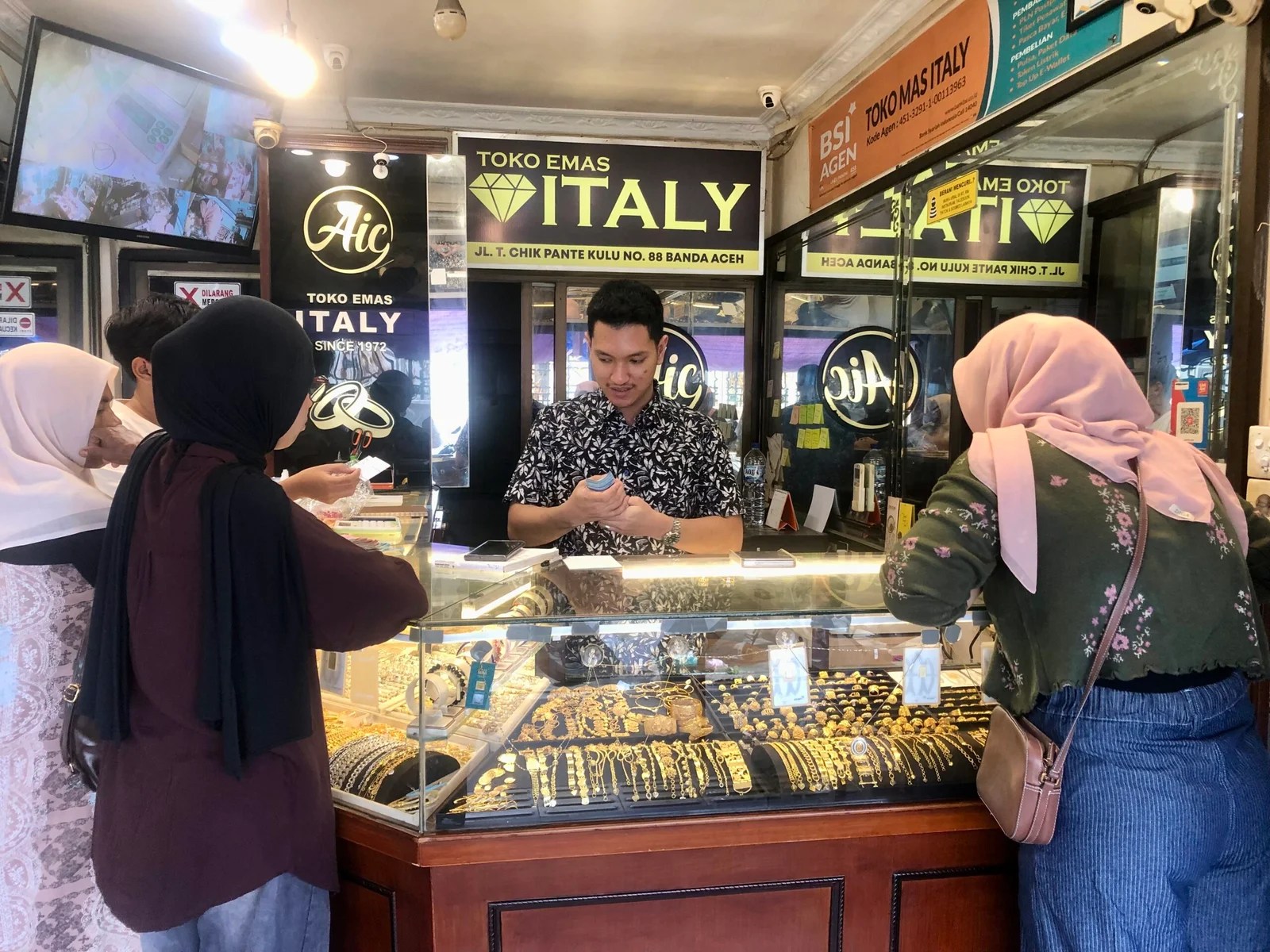 Harga Emas Perhiasan di Banda Aceh Turun Jadi Rp7,53 Juta per Mayam, Pembeli Membludak 90 Persen