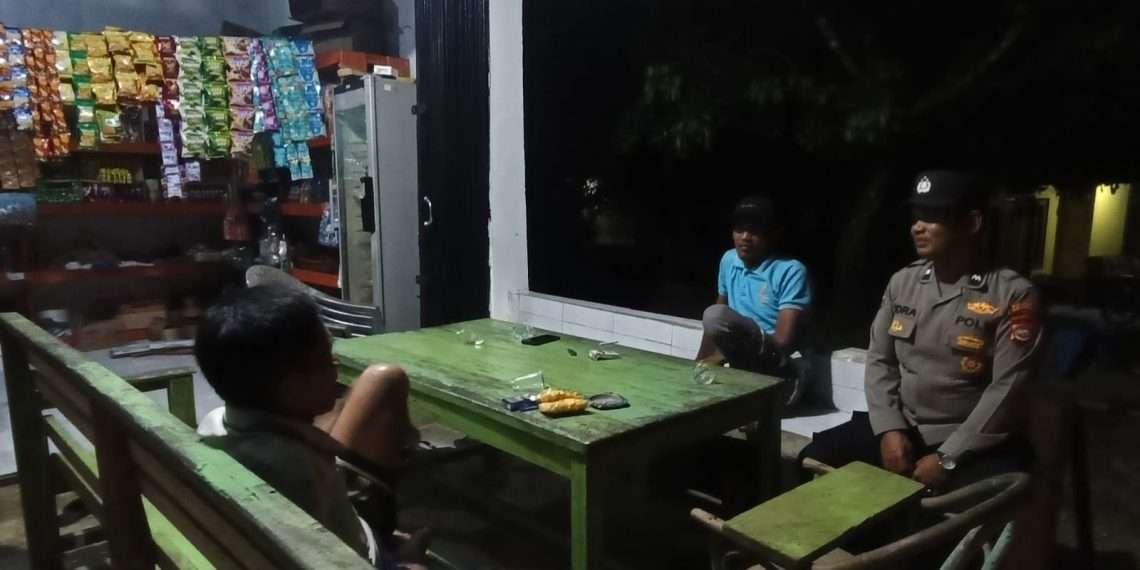 Polsek Seluma Timur Gelar Patroli Malam Perintis Presisi, Sasar Pemukiman dan Jalan Rusak di Seluma
