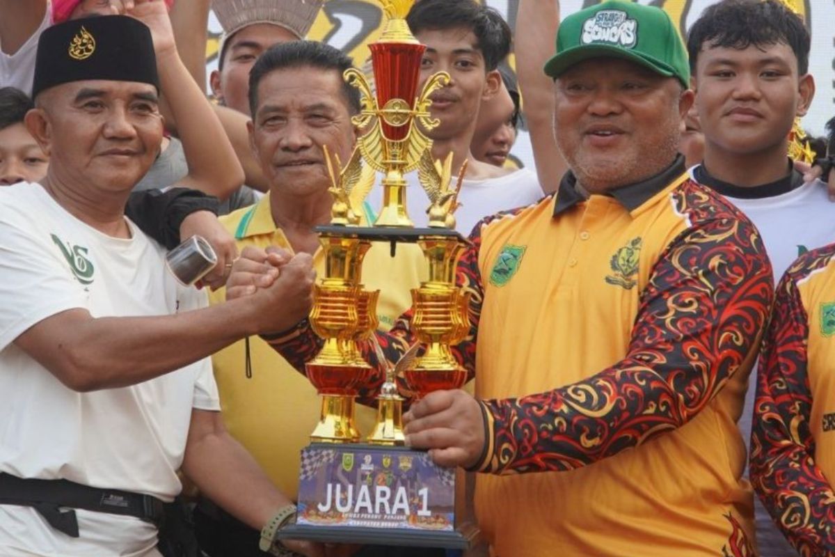 Pemkab Berau Rawat Tradisi Perahu Panjang demi Dongkrak 782.266 Kunjungan Wisatawan