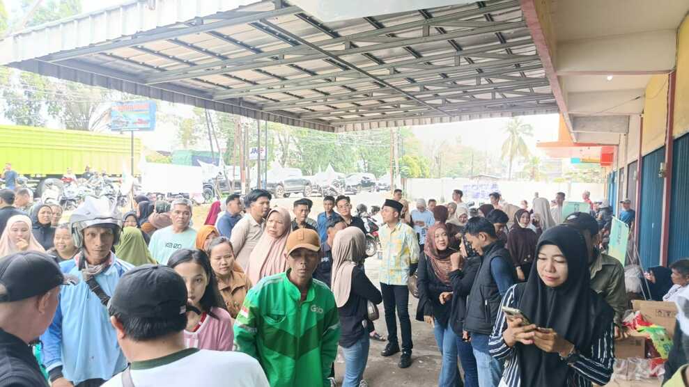 PKB Sumsel Bagikan 1.250 Karung Beras hingga Nobar Final Piala Dunia di Harlah ke-28, Warga: Bantu Kurangi Pengeluaran