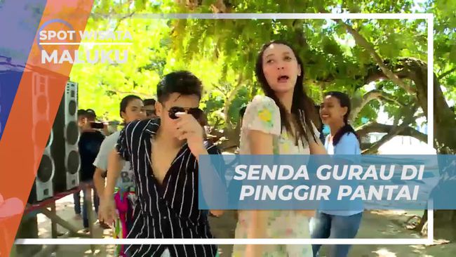 Joget Bareng di Pantai Liang Maluku: Tradisi Warga Redakan Stres yang Diikuti Selebriti