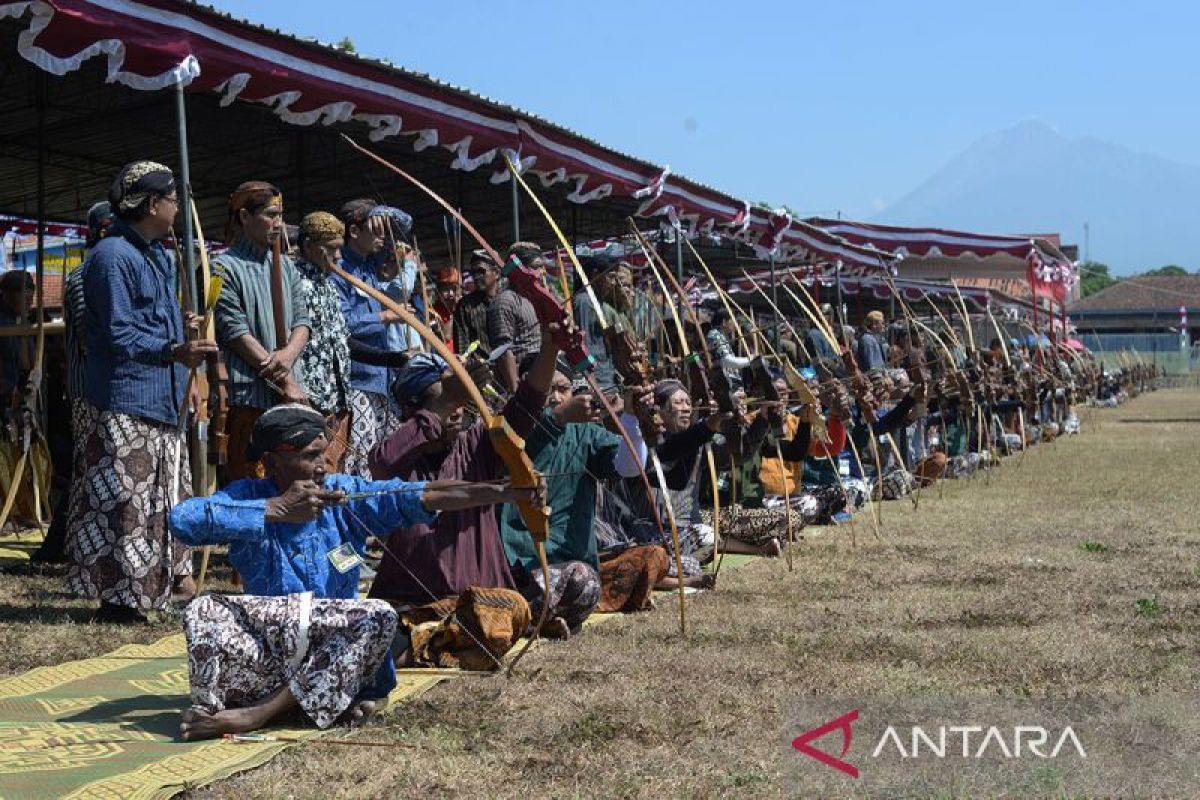 482 Peserta dari 4 Provinsi Ikuti Gladhen Ageng Jemparingan 2026 di Klaten, Kontingen Jawa Barat Turut Serta