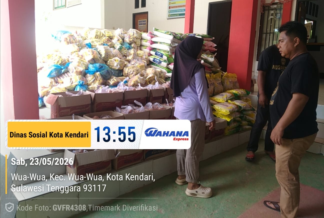 Pemkot Kendari Salurkan Bantuan Sembako untuk 229 KK Korban Banjir di Kelurahan Wua-Wua